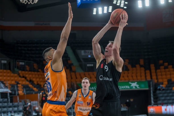 比赛中另一 比赛中另一