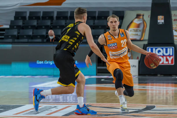 辑与利益链 辑与利益链